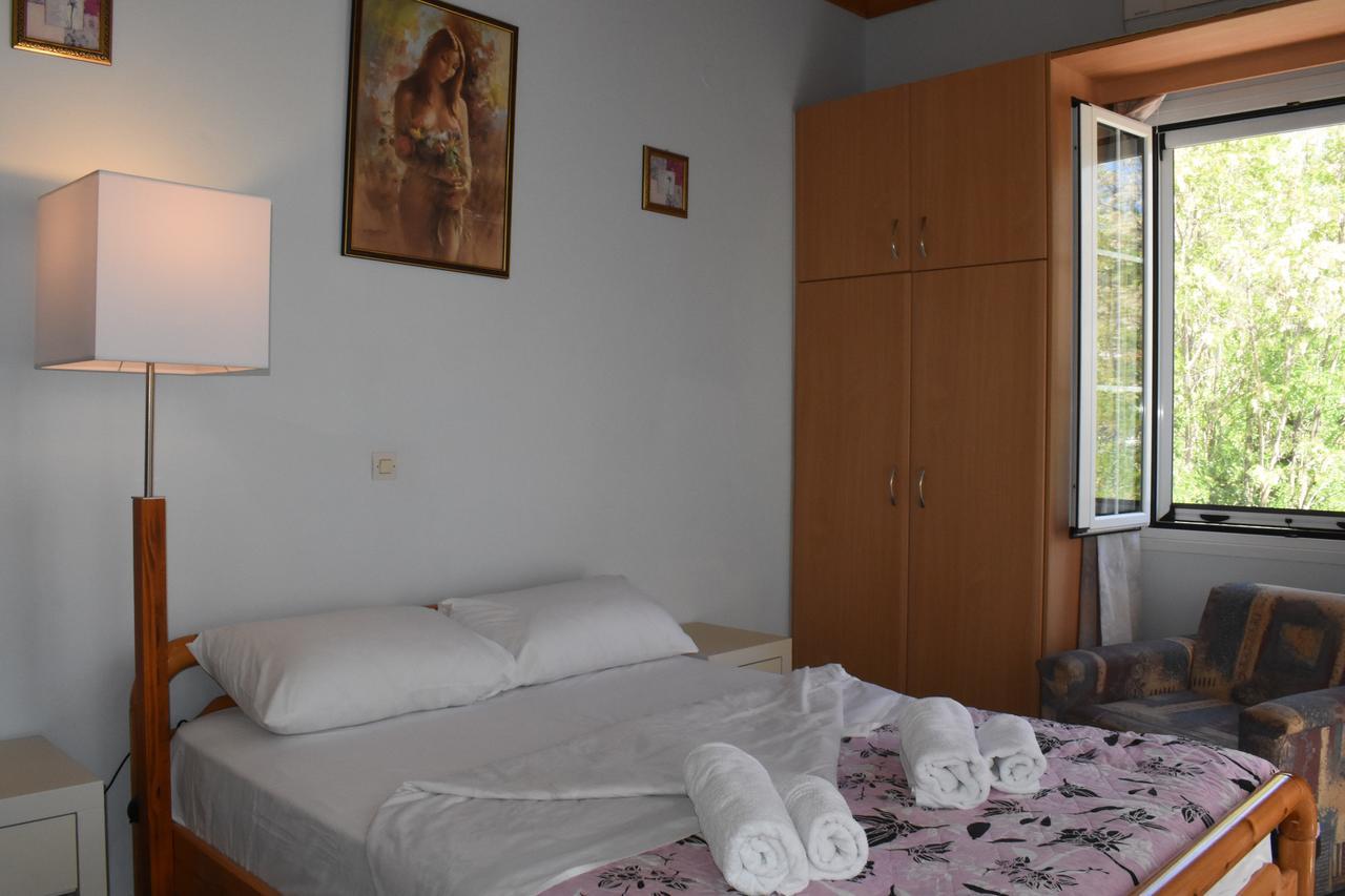 Starvillas Apartments And Studios Agia Efimia Exterior photo